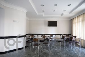 Image 19 - 43019
