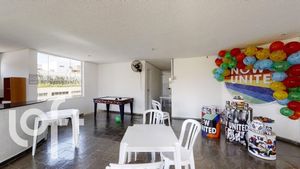 Image 14 - 376416