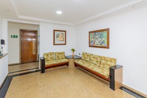 Image 33 - 916263