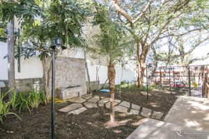 Image 37 - 890832