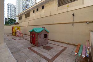 Image 7 - 874911