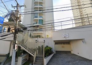 Image 19 - 892390