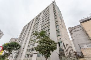 Image 14 - 881597