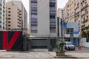 Image 31 - 926090