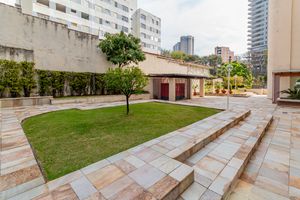 Image 34 - 896460