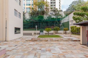 Image 37 - 896460