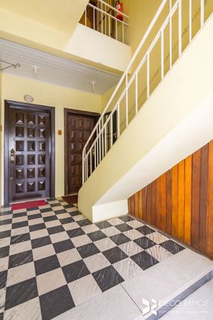 Image 22 - 202740