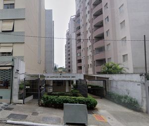 Image 11 - 870998