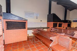 Image 38 - 204668