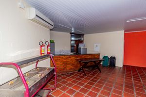 Image 40 - 204668