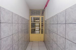 Image 20 - 896428