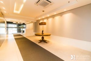 Image 1 - 4472