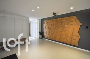 Image 31 - 925359