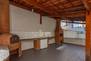 Image 42 - 898636