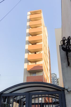 Image 36 - 876517