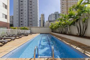 Image 8 - 894280