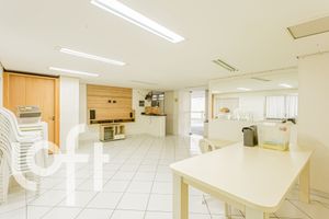 Image 9 - 45207