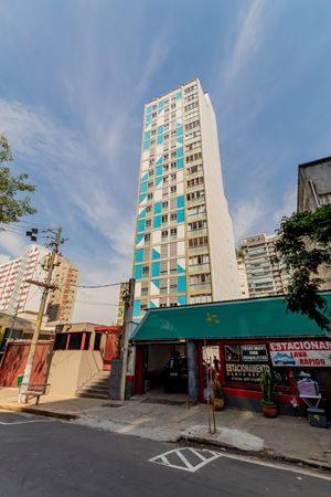 Image 33 - 897827