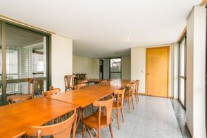 Image 9 - 458