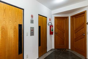Image 36 - 932472