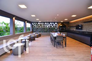 Image 39 - 924428