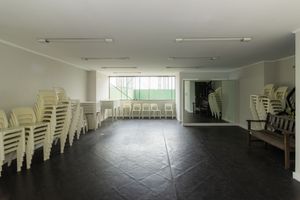 Image 49 - 866894
