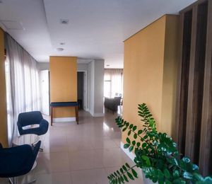 Image 22 - 930662