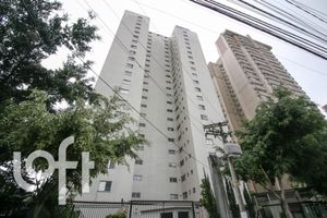Image 23 - 930662