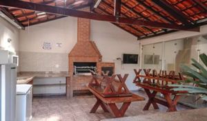 Image 44 - 885625
