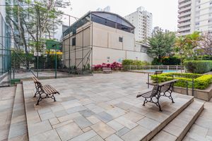 Image 34 - 926402