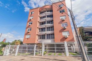 Image 33 - 928377