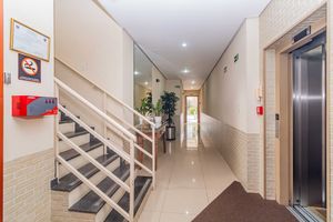 Image 36 - 928377