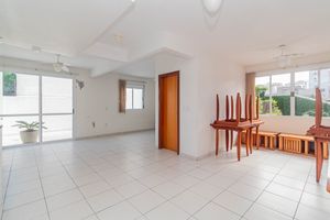 Image 38 - 928377