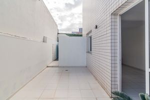 Image 46 - 928377