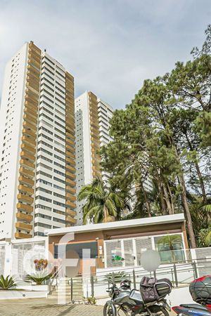 Image 70 - 46322