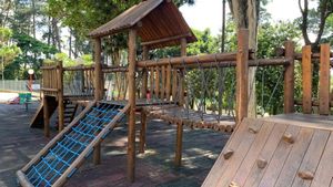 Image 33 - 46322