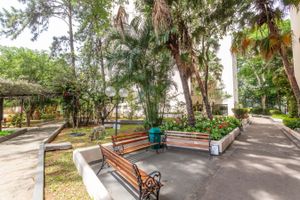 Image 37 - 327537