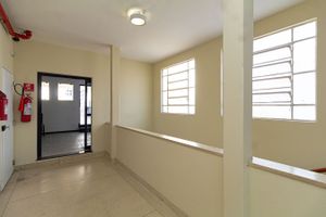 Image 3 - 46658