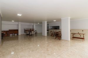Image 43 - 812927