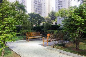 Image 12 - 46734