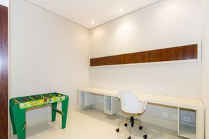 Image 18 - 46734