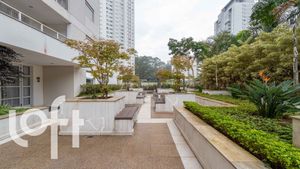 Image 22 - 46792