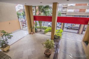 Image 4 - 105383