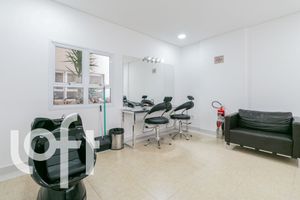 Image 30 - 46923