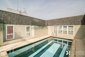 Image 33 - 46923