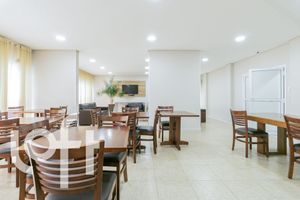Image 14 - 46923