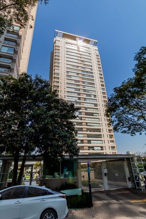 Image 98 - 898496