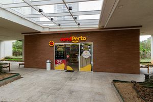 Image 52 - 922777