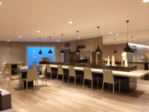 Image 21 - 876876
