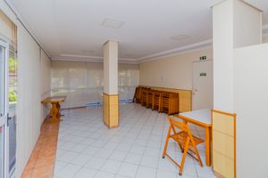 Image 14 - 472